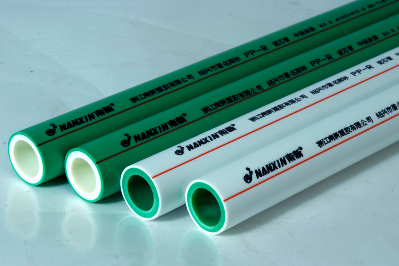 Ceramic core tube