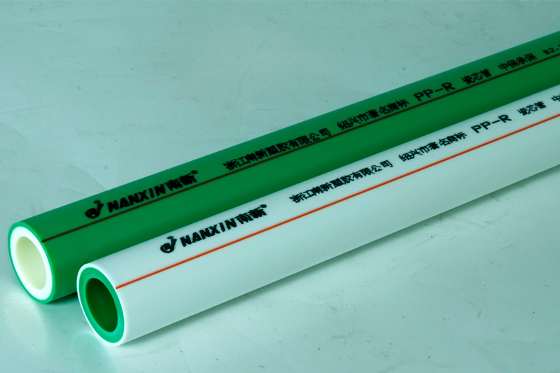 Ceramic core tube